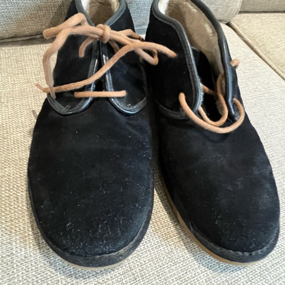 SALE! UGG Boots, Men's Black Suede Chakka Style Size 10, Tie Closure - Picture 4 of 11